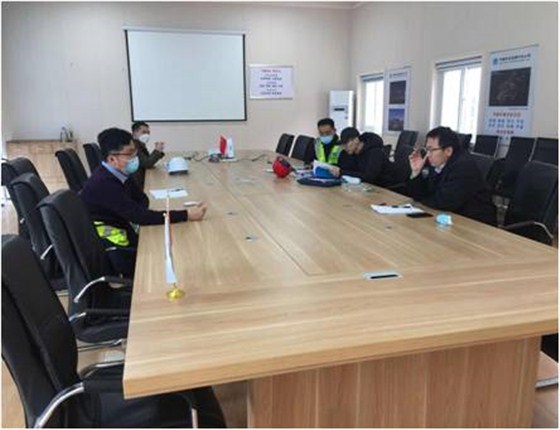 工地讨论会，明珠监理在现场