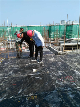 明珠监理临沂浮来春项目进行模板验收